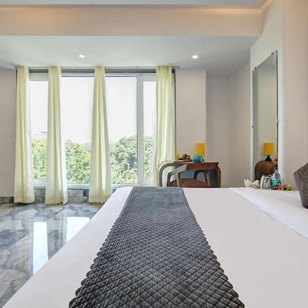 Hotel The Emporio Grand Near Vaishali Metro Station Ghaziabad Extérieur photo