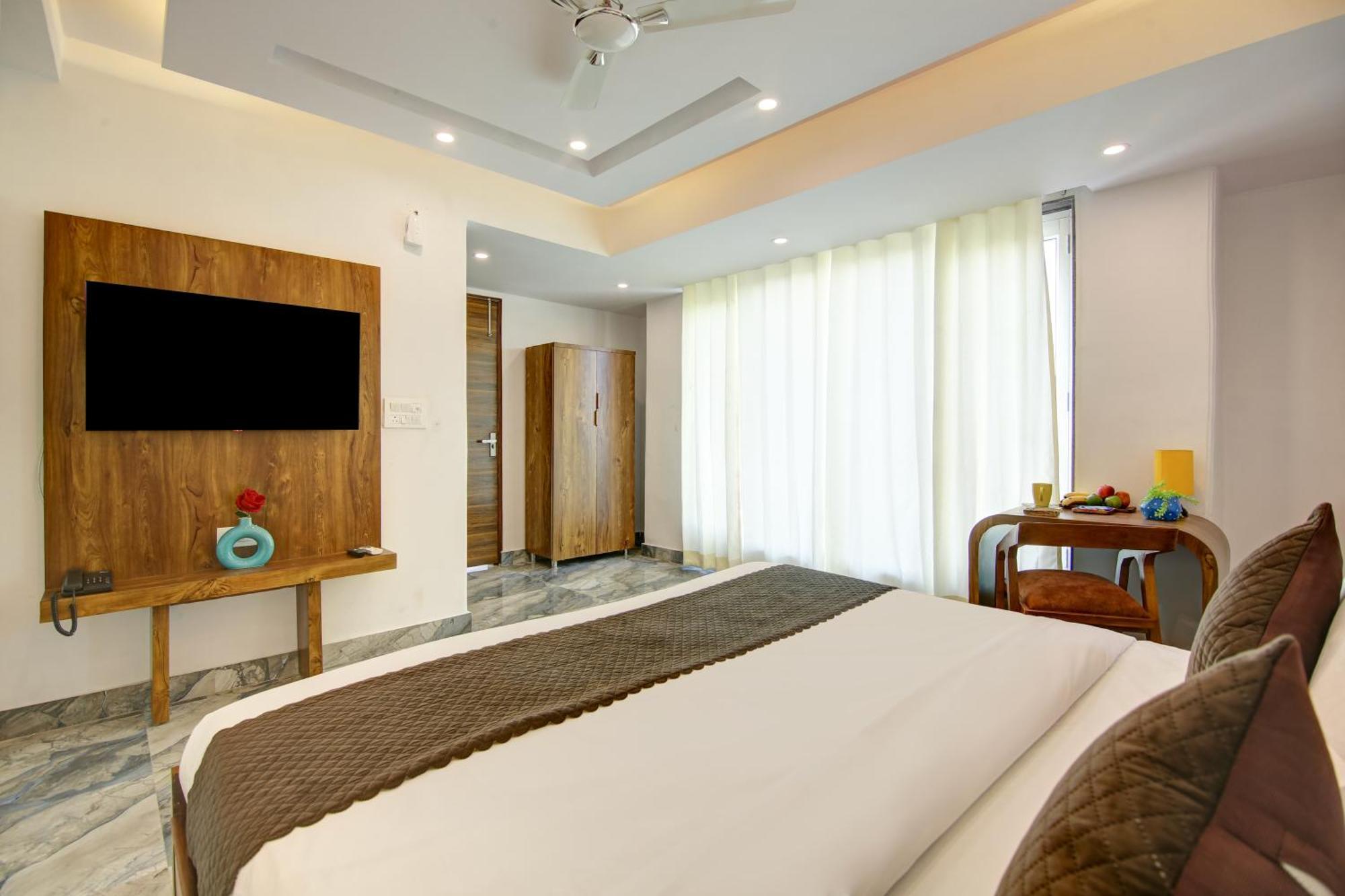 Hotel The Emporio Grand Near Vaishali Metro Station Ghaziabad Extérieur photo